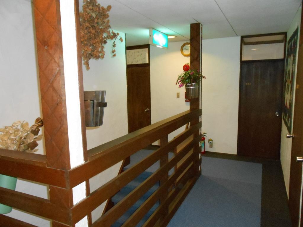 Pension Nugget Inn Hakuba Kültér fotó