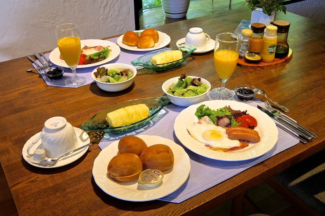 Pension Nugget Inn Hakuba Kültér fotó